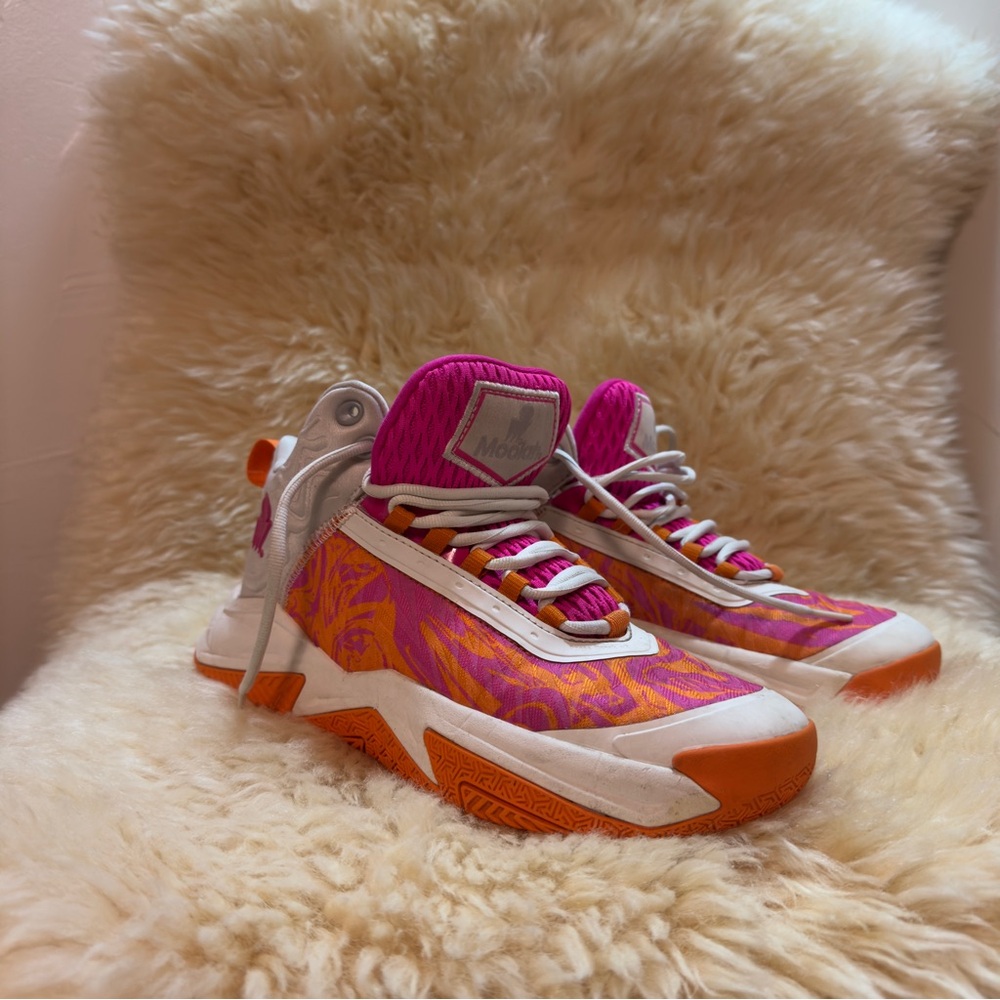 Moolah Kicks Press Break v2 Pink and Orange Basketball Shoes Women’s Size 7